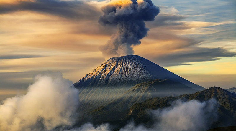 Krakatoa Volcanic Eruption